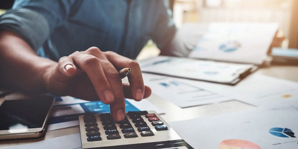 hacer curso de finanzas