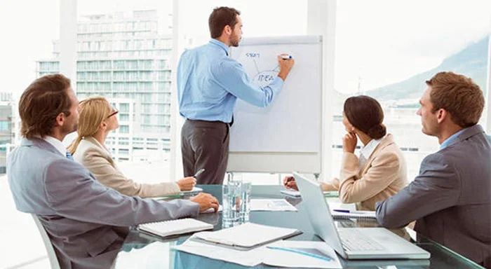 Cursos de Comunicación Corporativa